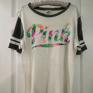 Victoria Secret - Pink T-Shirt